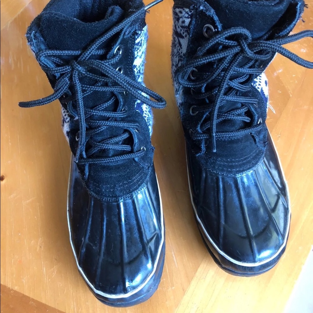 Snow Boots